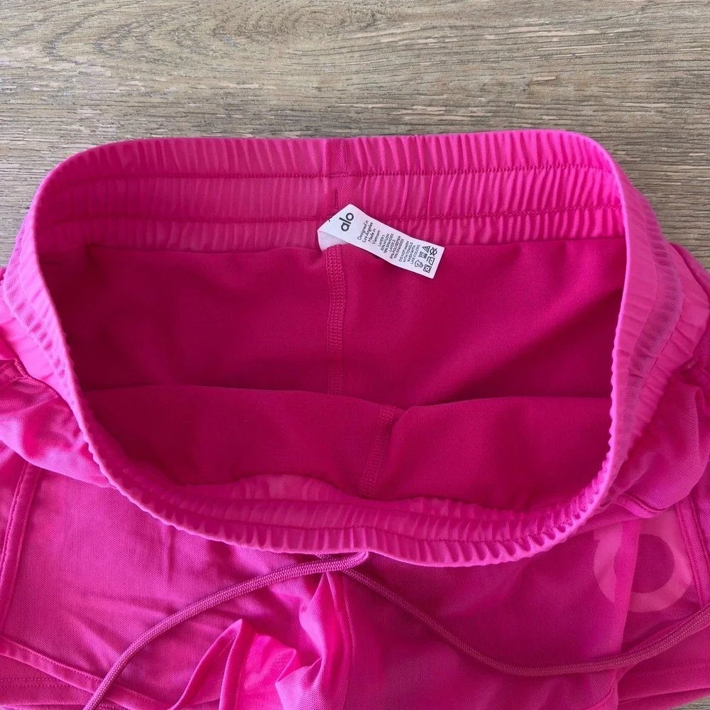 Alo Yoga Ambience Micro Mesh-Overlay Gym Workout Shorts-Lined-Neon Pink-Size XS